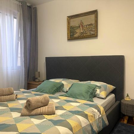 Mint Apartments 2 Zadar Extérieur photo